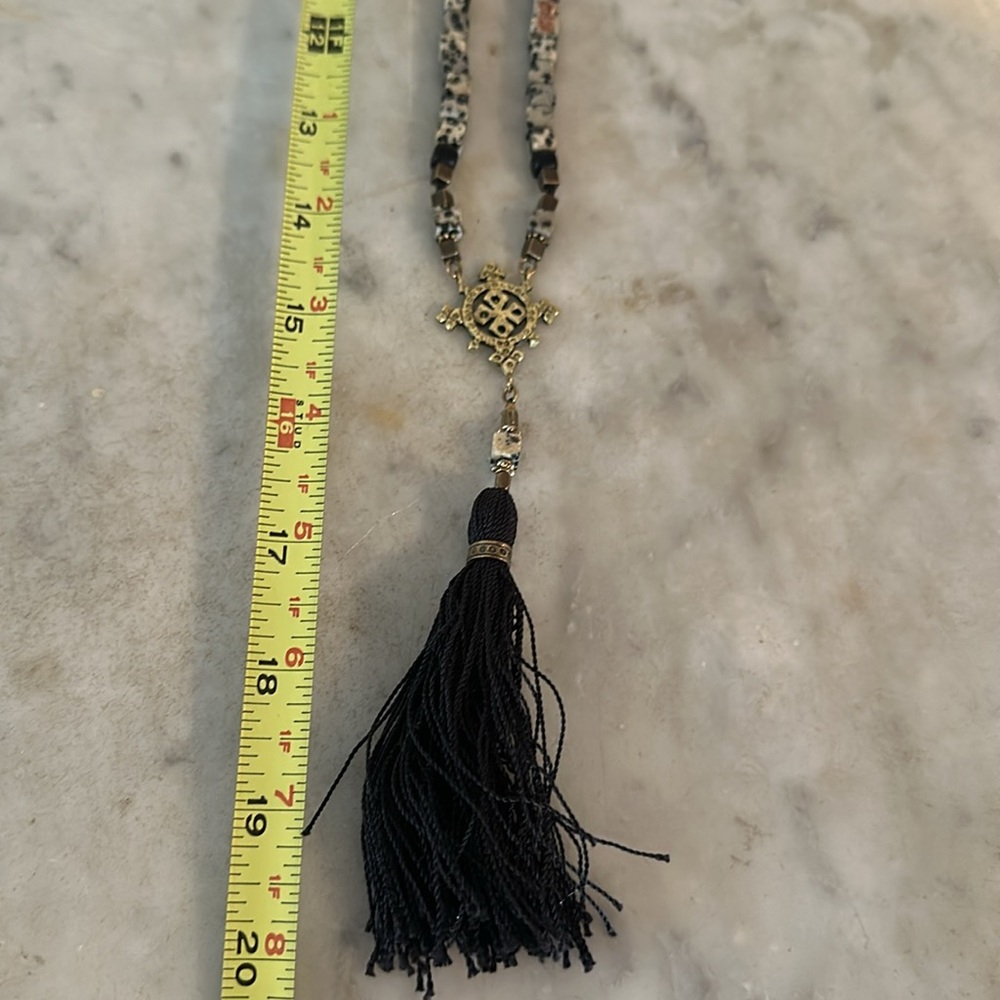 VSA Necklace - Picture 4 of 4